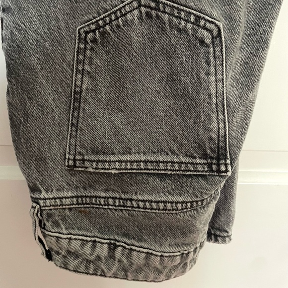 Pacsun Grey High Rise Mom Jeans Size 25 - Picture 7 of 7
